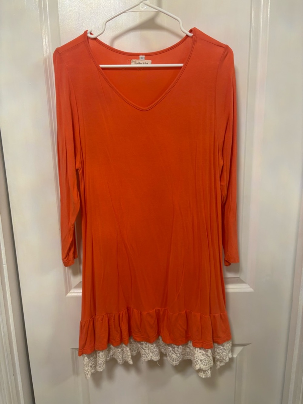 White Birch Orange/Coral V-Neck Tunic with Lace Hem